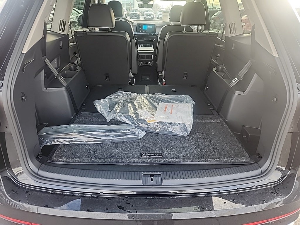 2026 Volkswagen Atlas 2.0T SEL Premium R-Line