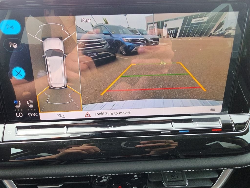 2026 Volkswagen Atlas 2.0T SEL Premium R-Line