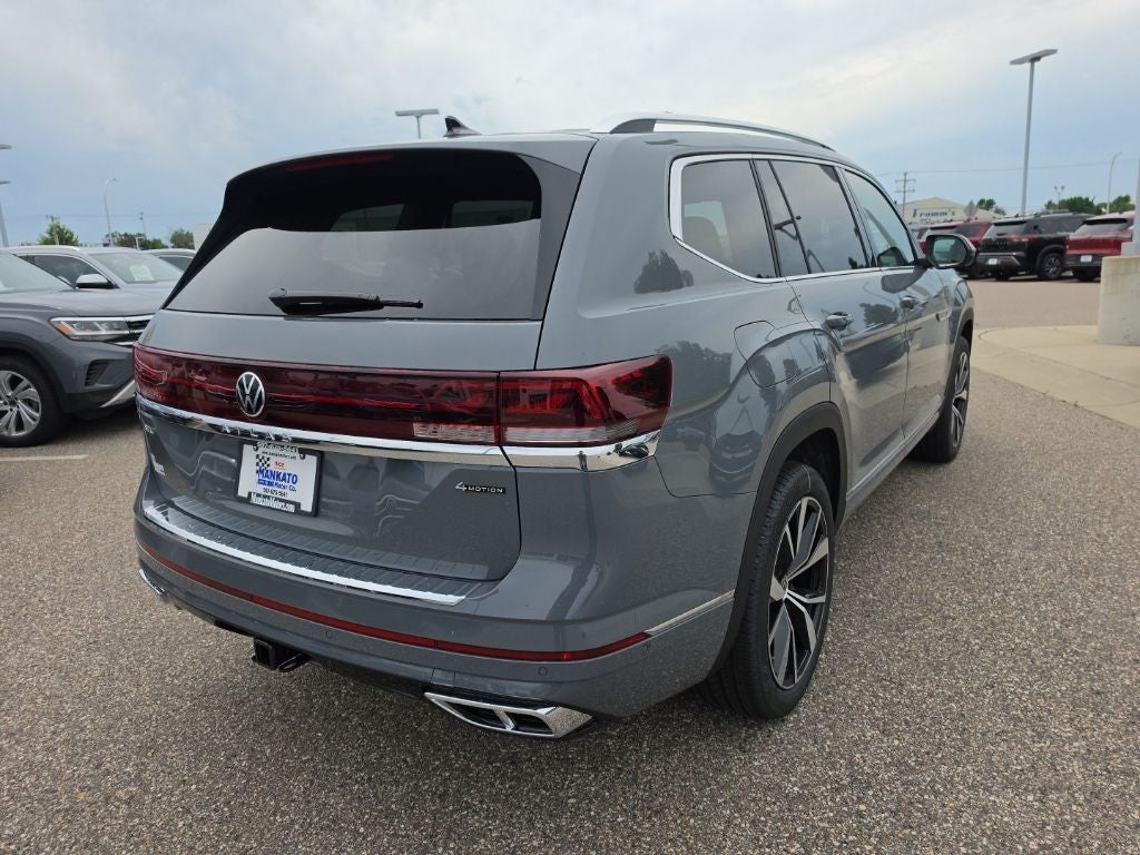 2026 Volkswagen Atlas 2.0T SEL Premium R-Line