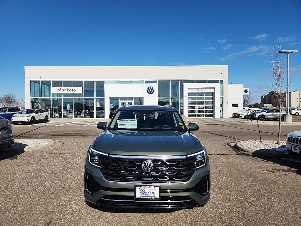 2026 Volkswagen Atlas 2.0T SEL Premium R-Line