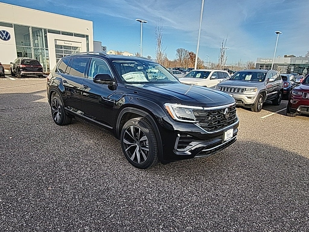 2026 Volkswagen Atlas 2.0T SEL Premium R-Line