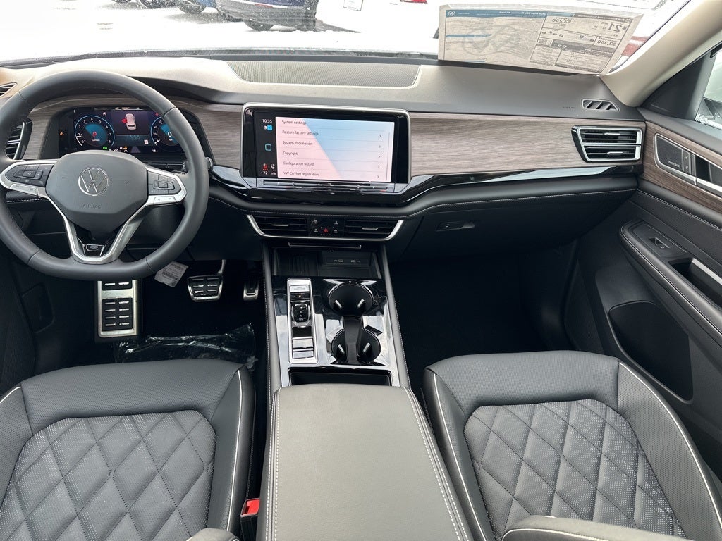 2026 Volkswagen Atlas 2.0T SEL Premium R-Line