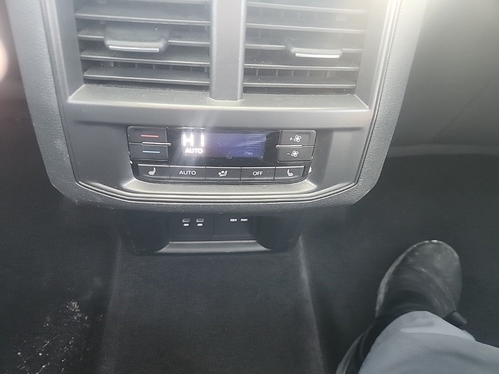 2023 Volkswagen Atlas 3.6L V6 SEL Premium R-Line