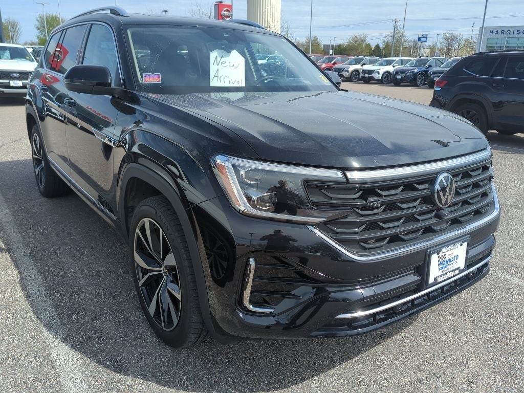 2024 Volkswagen Atlas 2.0T SEL Premium R-Line