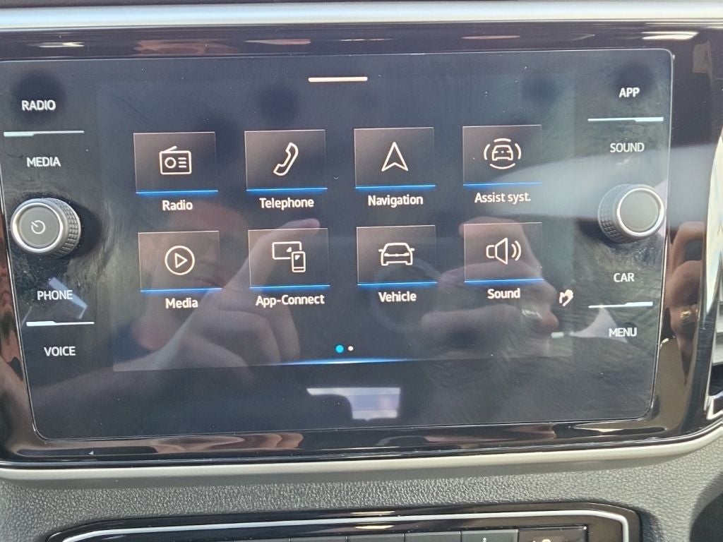 2023 Volkswagen Atlas Cross Sport 2.0T SE w/Technology