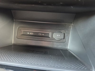 2023 Volkswagen Atlas Cross Sport 2.0T SE w/Technology