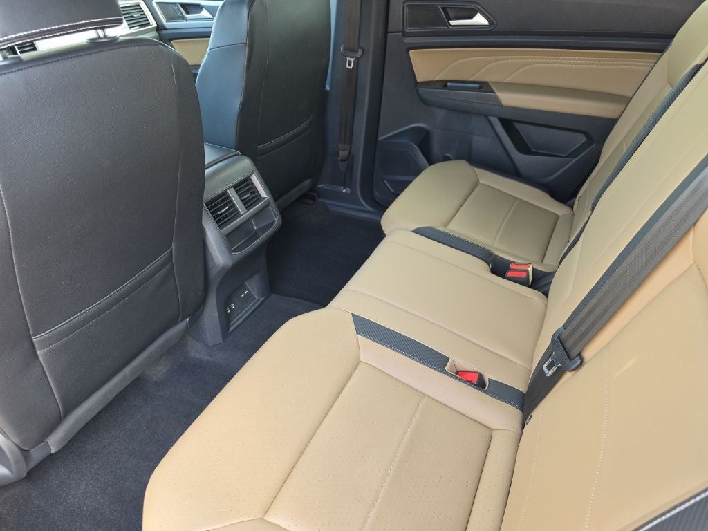 2023 Volkswagen Atlas Cross Sport 2.0T SE w/Technology