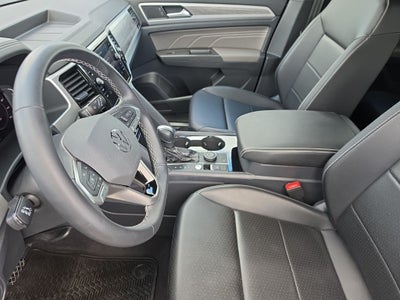 2023 Volkswagen Atlas Cross Sport 2.0T SE w/Technology