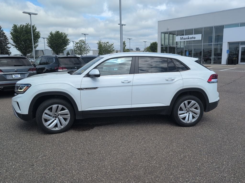 Used 2023 Volkswagen Atlas Cross Sport SE w/Tech with VIN 1V2HC2CA8PC226353 for sale in Mankato, Minnesota