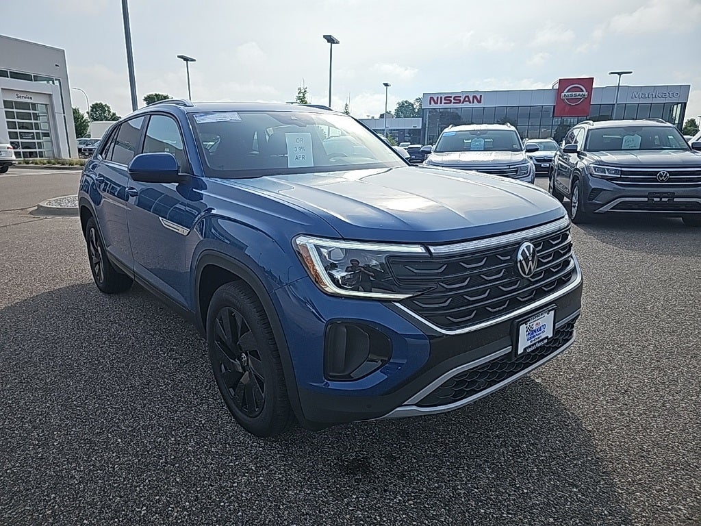 2025 Volkswagen Atlas Cross Sport 2.0T SE w/Technology