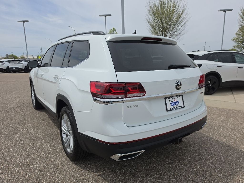 Used 2022 Volkswagen Atlas SE w/Tech with VIN 1V2KR2CA6NC515460 for sale in Mankato, Minnesota