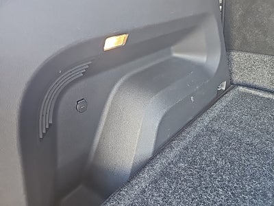 2023 Volkswagen Atlas Cross Sport 2.0T SEL R-Line