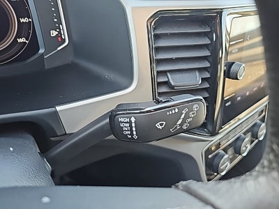 2023 Volkswagen Atlas Cross Sport 2.0T SEL R-Line