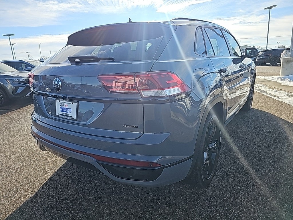 2023 Volkswagen Atlas Cross Sport 2.0T SEL R-Line