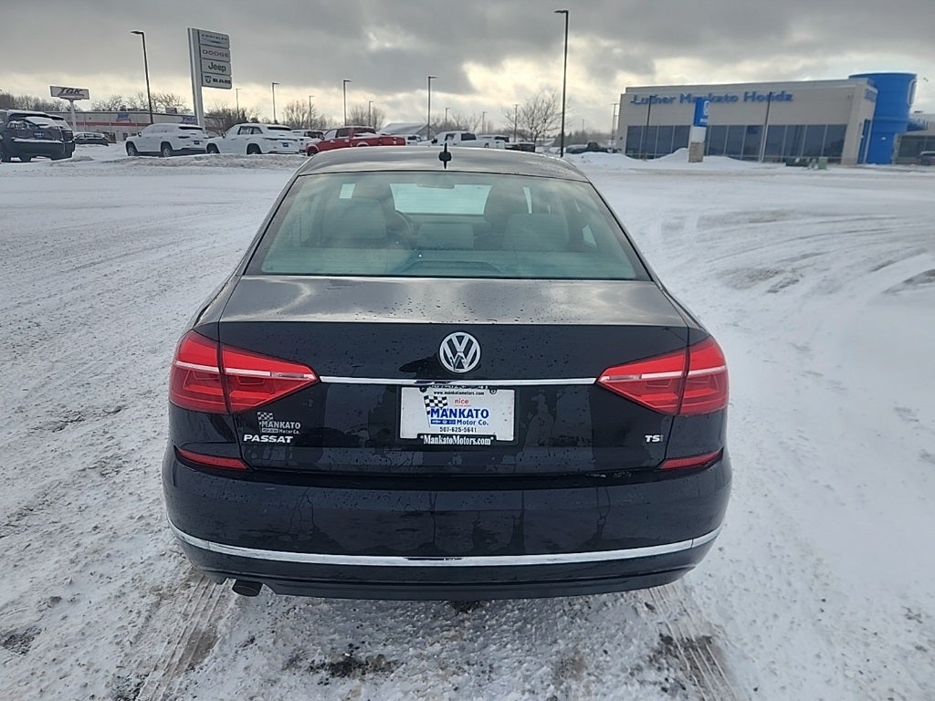 2016 Volkswagen Passat 1.8T S
