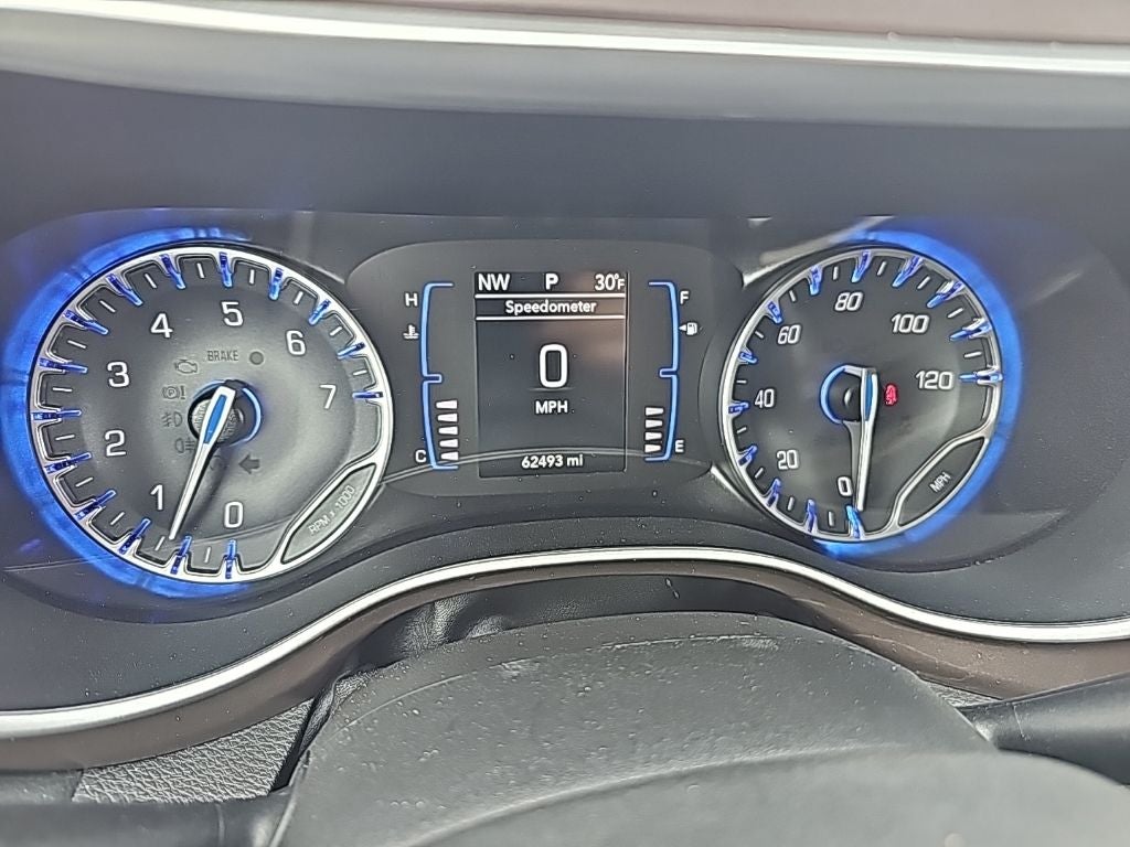 2023 Chrysler Voyager LX