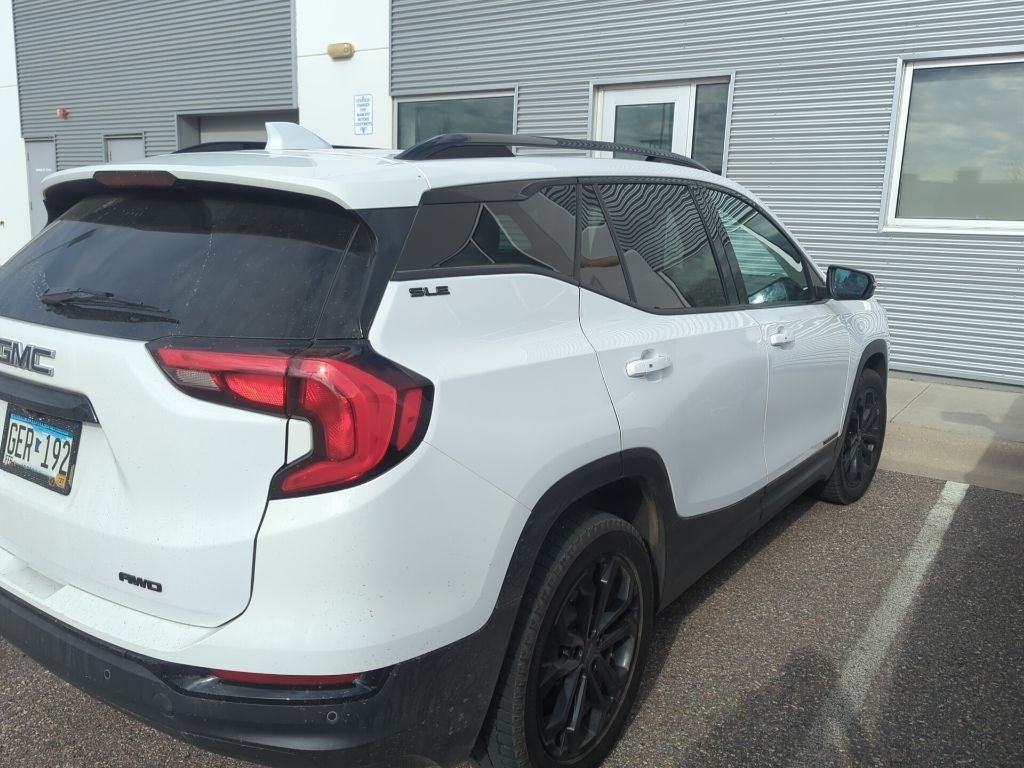 2021 GMC Terrain SLE