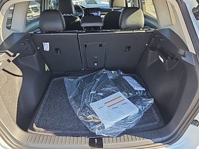 2025 Volkswagen Taos 1.5T SE Black