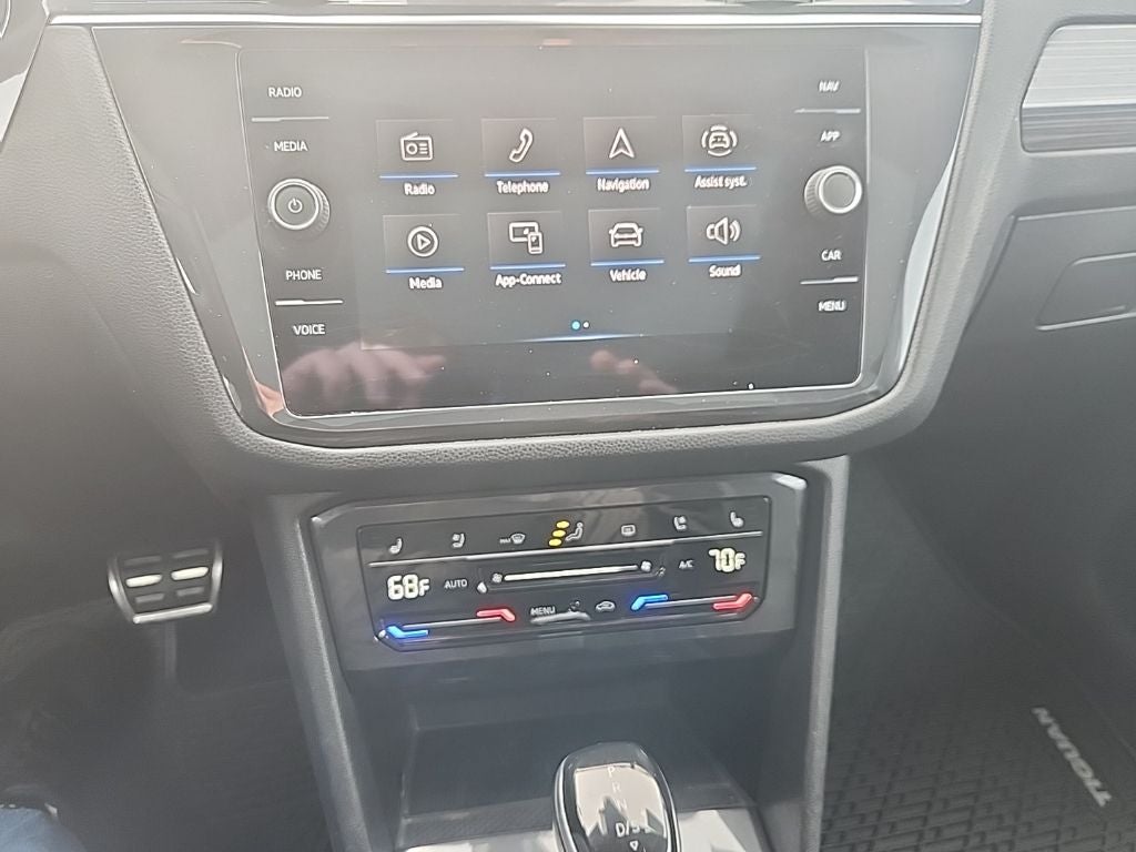 2023 Volkswagen Tiguan 2.0T SEL R-Line