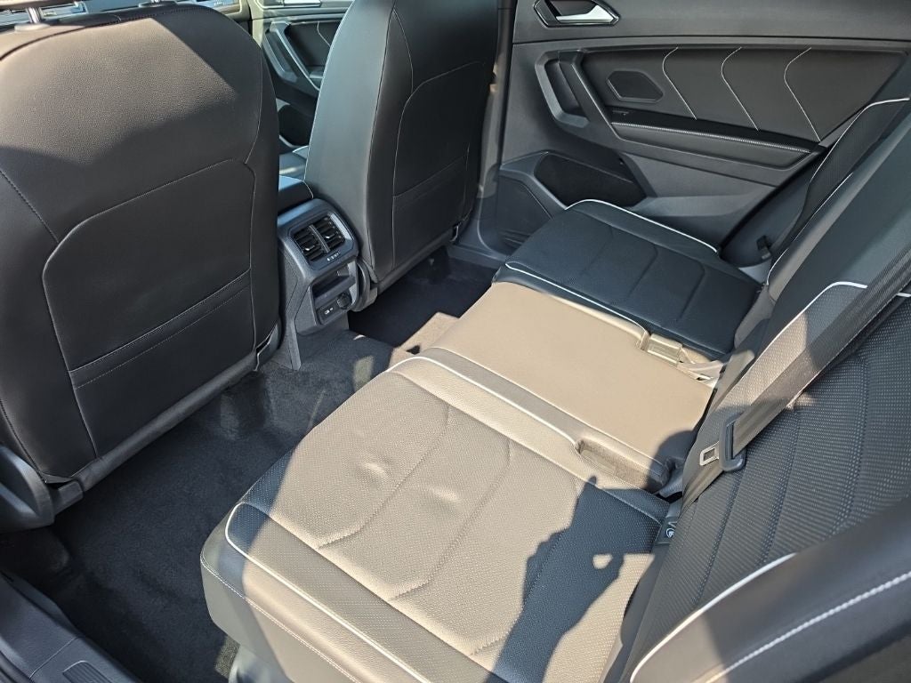 2022 Volkswagen Tiguan 2.0T SEL R-Line