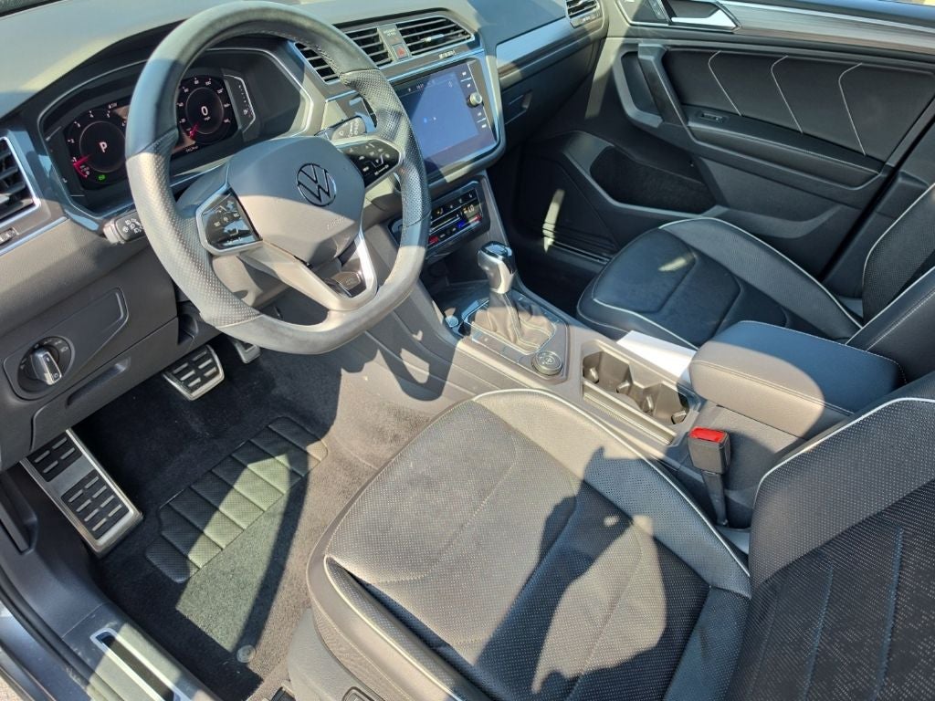 2022 Volkswagen Tiguan 2.0T SEL R-Line