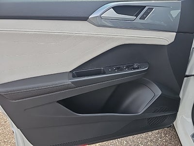 2025 Volkswagen Taos 1.5T SEL