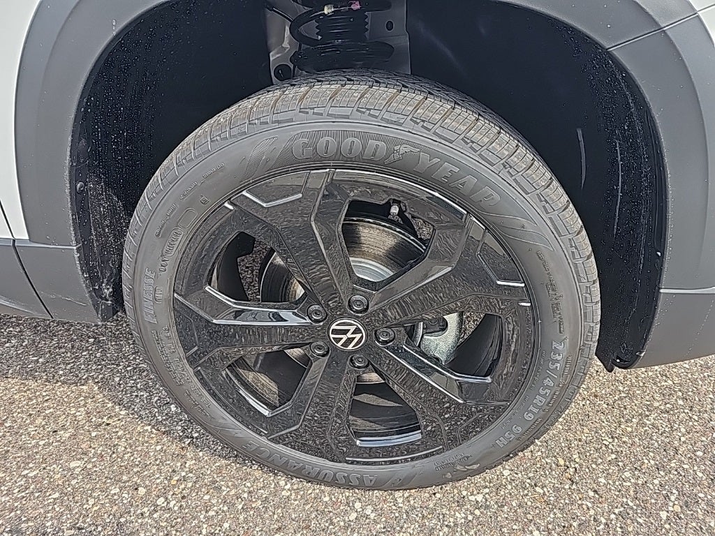 2025 Volkswagen Taos 1.5T SEL