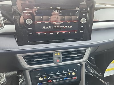 2026 Volkswagen Taos 1.5T SEL