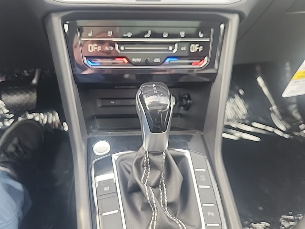 2026 Volkswagen Taos 1.5T SEL