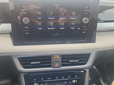 2026 Volkswagen Taos 1.5T SEL