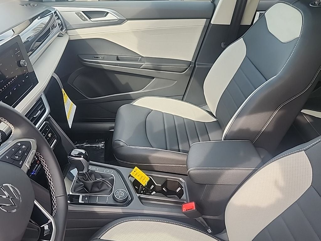 2026 Volkswagen Taos 1.5T SEL