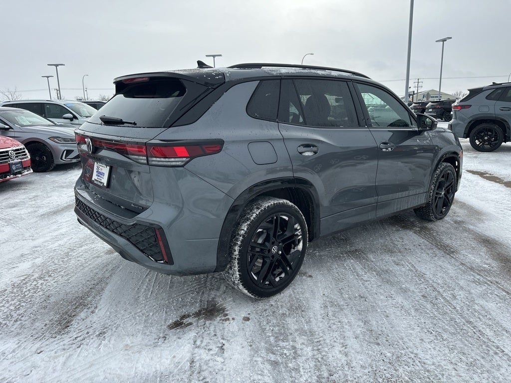 2026 Volkswagen Tiguan 2.0T SE R-Line Black