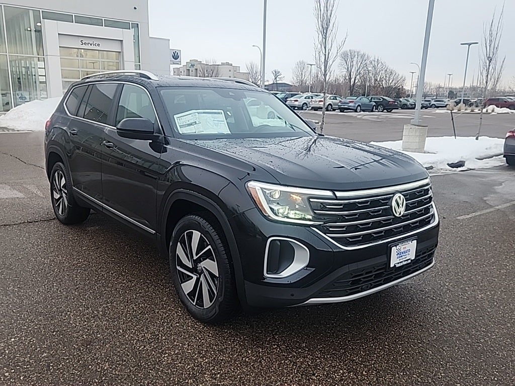 2026 Volkswagen Tiguan 2.0T SE R-Line Black