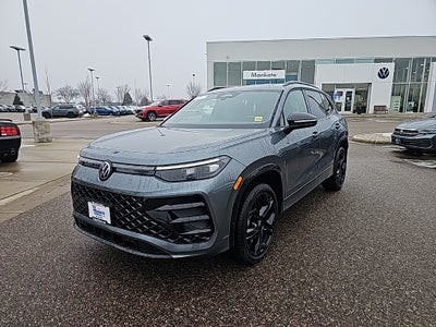 2025 Volkswagen Tiguan 2.0T SE R-Line Black