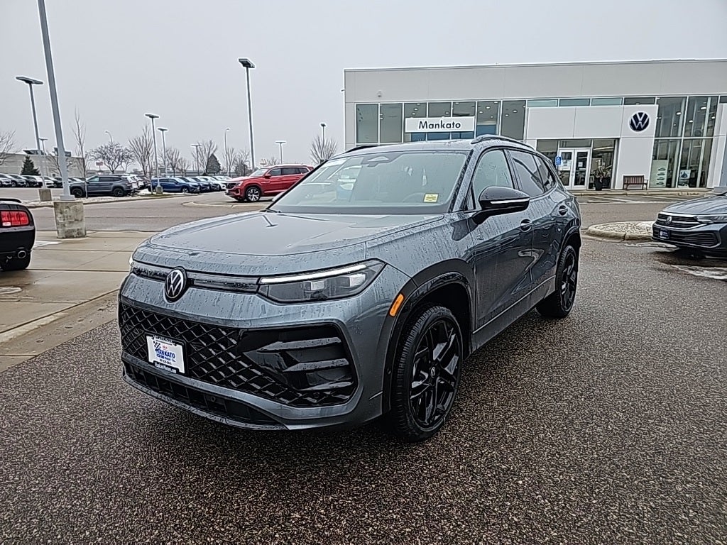 2025 Volkswagen Tiguan 2.0T SE R-Line Black