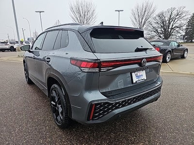 2025 Volkswagen Tiguan 2.0T SE R-Line Black