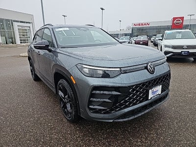 2025 Volkswagen Tiguan 2.0T SE R-Line Black