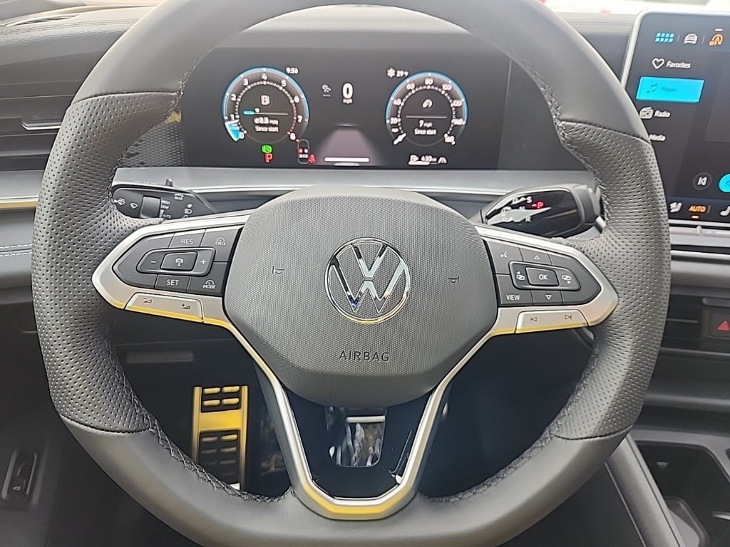 2026 Volkswagen Tiguan 2.0T SE R-Line Black