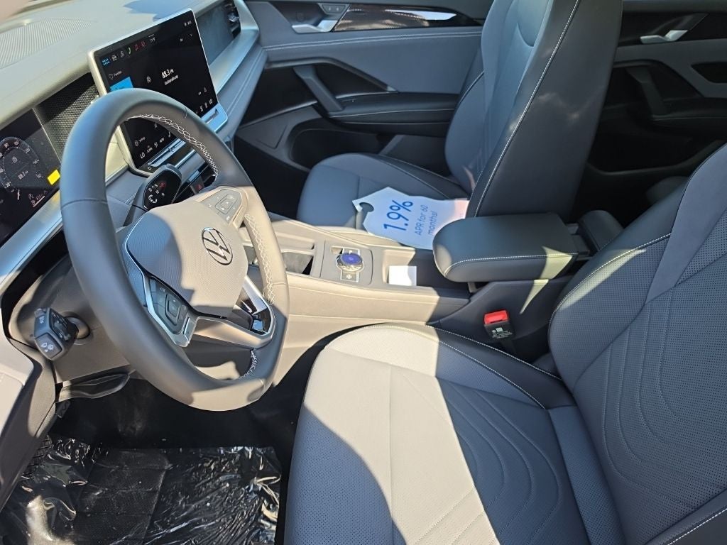 2026 Volkswagen Tiguan 2.0T SE