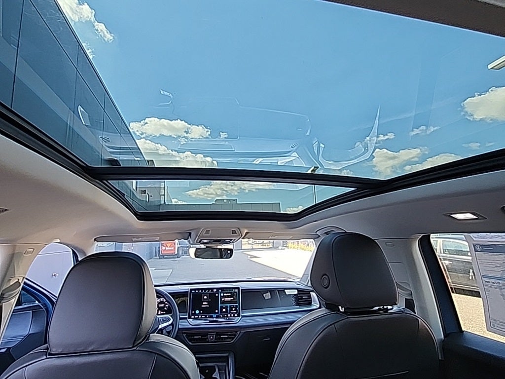 2025 Volkswagen Tiguan 2.0T SE