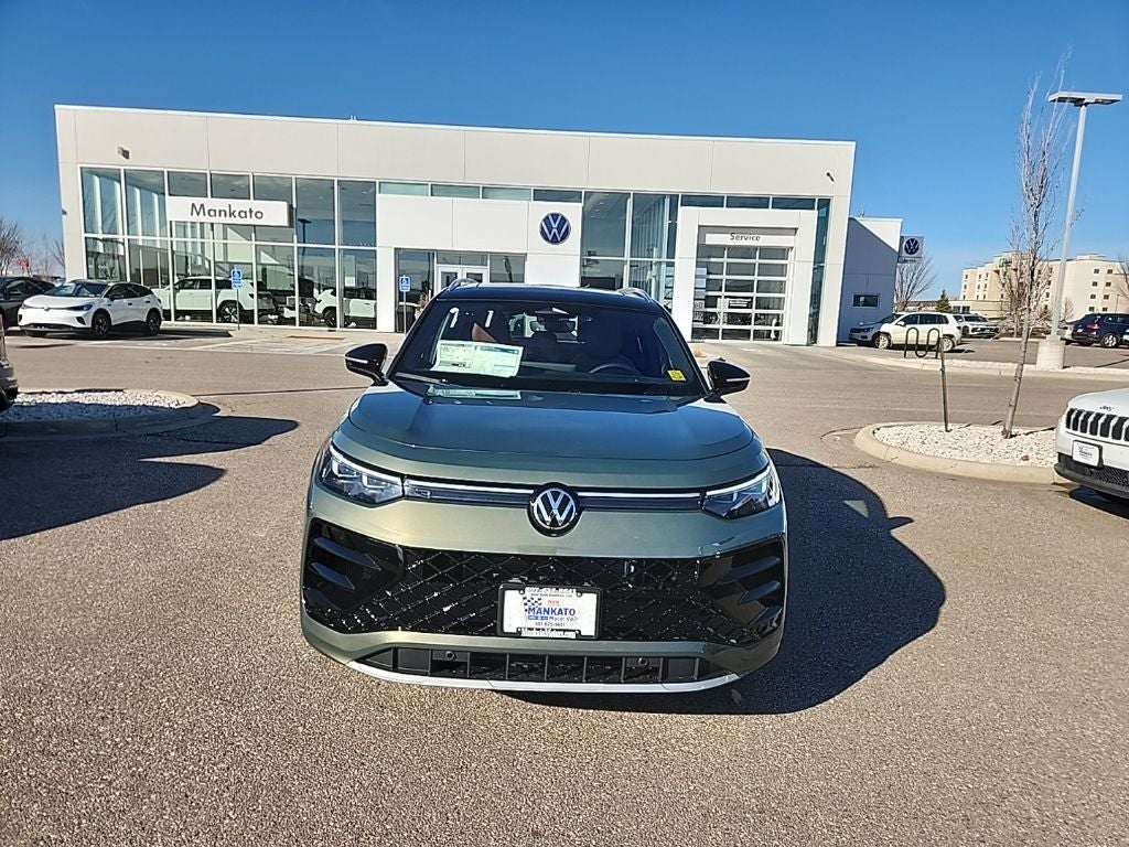 2026 Volkswagen Tiguan 2.0T SEL R-Line Turbo