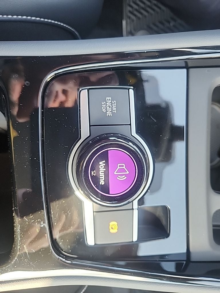 2026 Volkswagen Tiguan 2.0T SEL R-Line Turbo