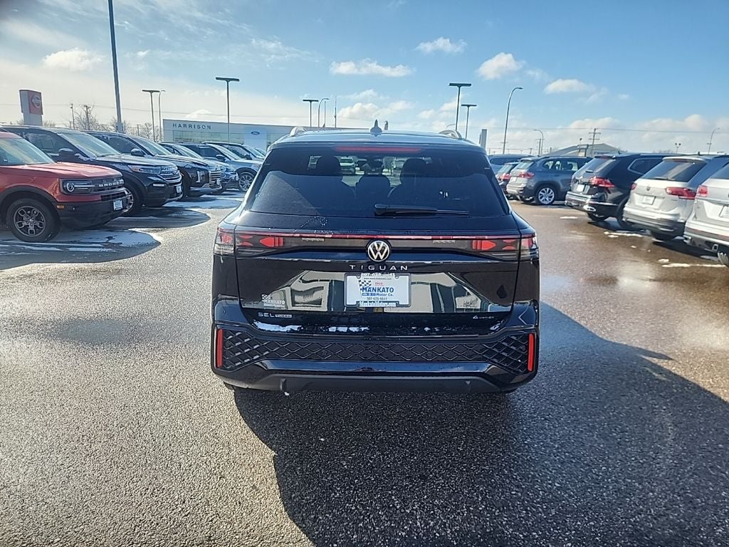 2026 Volkswagen Tiguan 2.0T SEL R-Line Turbo