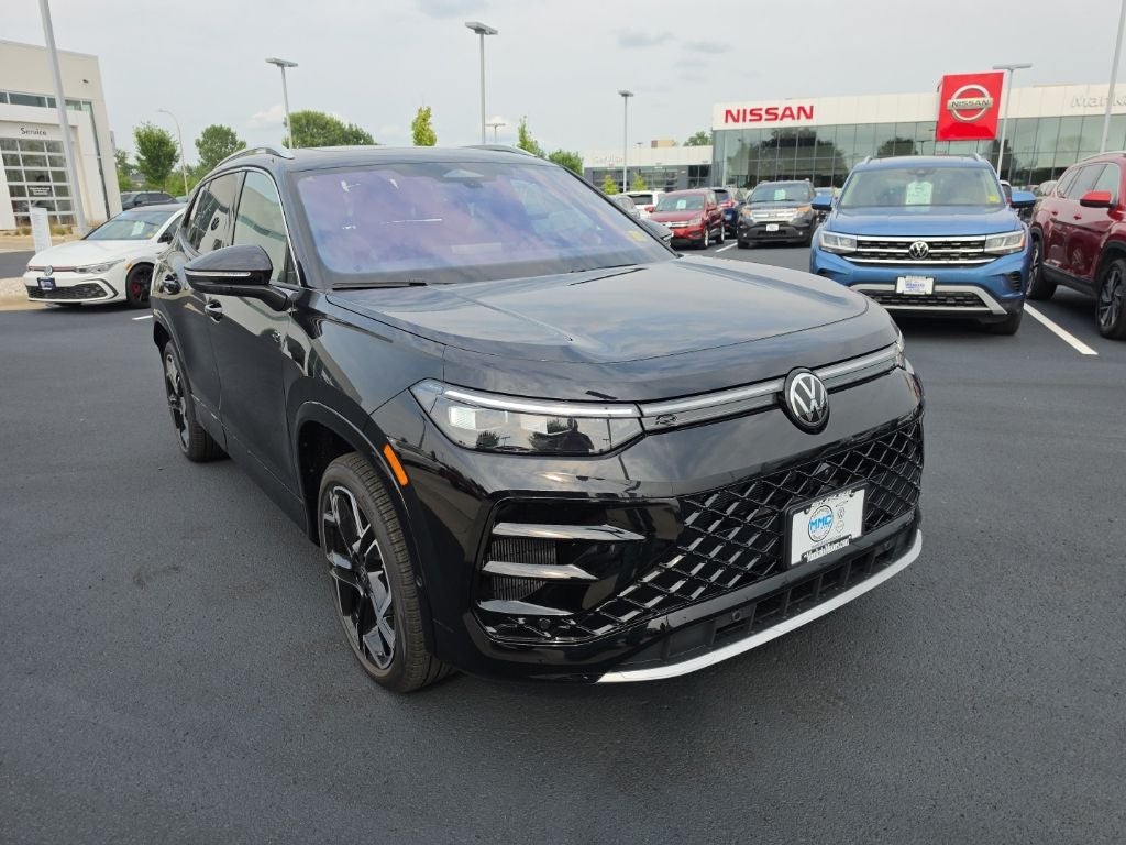 2026 Volkswagen Tiguan 2.0T SEL R-Line Turbo