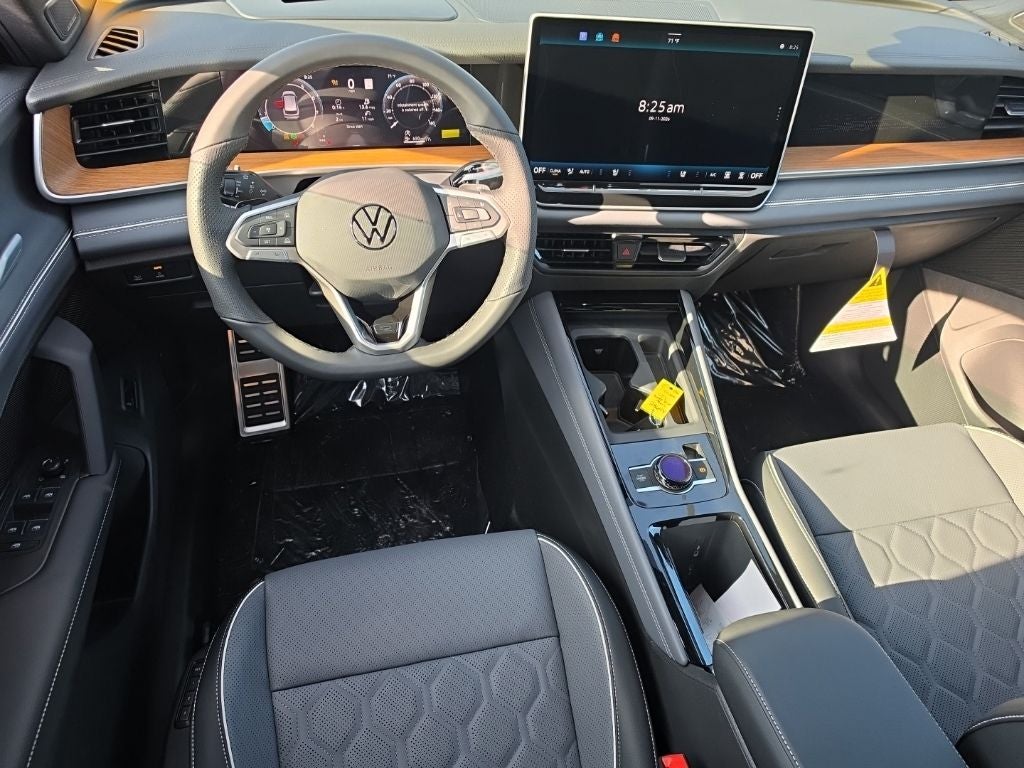2026 Volkswagen Tiguan SEL R-Line Turbo