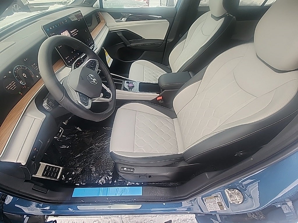 2026 Volkswagen Tiguan 2.0T SEL R-Line Turbo