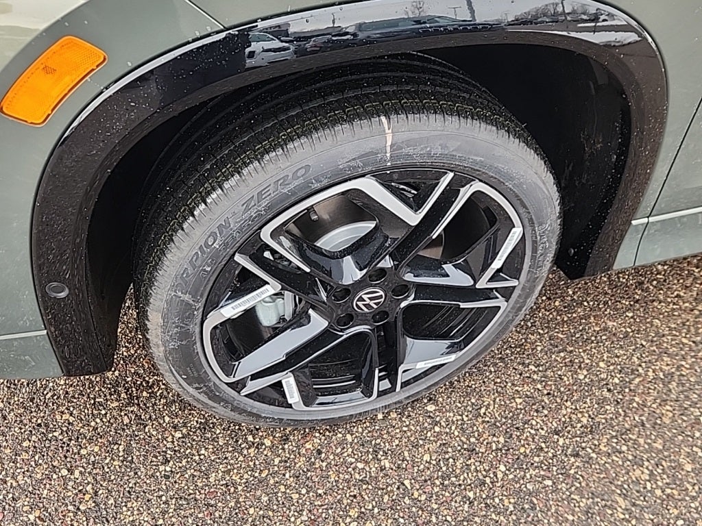 2026 Volkswagen Tiguan 2.0T SEL R-Line Turbo