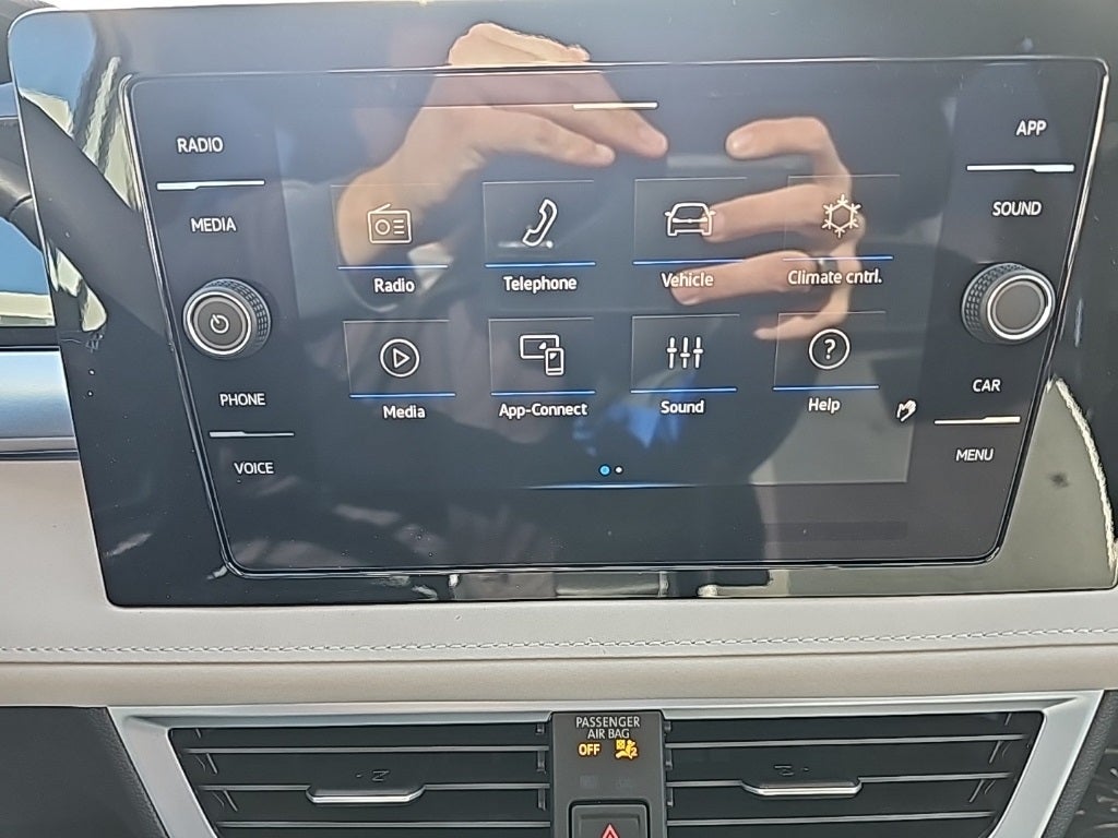 2025 Volkswagen Taos 1.5T SE