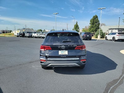 2024 Volkswagen Taos 1.5T SE
