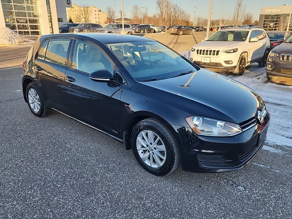 2017 Volkswagen Golf TSI S 4-Door